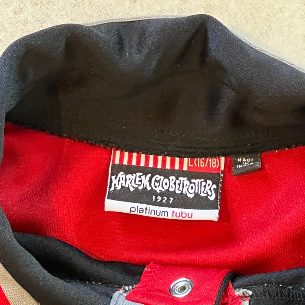 Vintage PlatinumFUBU Harlem Globetrotters JerseyYouthL 16/18 BlackRedEmbroidered